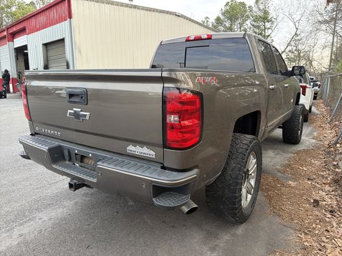 Used 2014 Chevrolet Silverado 1500 High Country w/ High Country Premium Package image 7