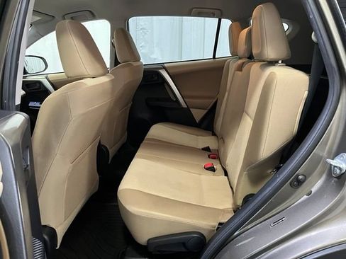 Used 2013 Toyota RAV4 LE AWD/4WD image 11