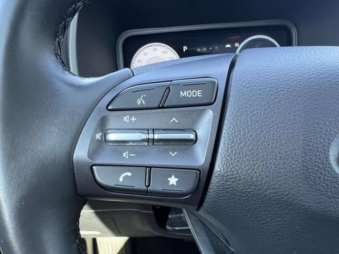 Certified 2023 Hyundai Kona Limited AWD/4WD image 23