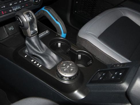 Used 2023 Ford Bronco Black Diamond image 17