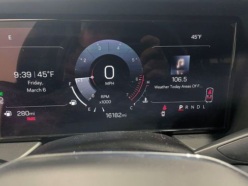 Used 2026 GMC Terrain Elevation FWD image 28