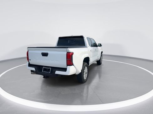Used 2024 Toyota Tacoma SR5 image 8