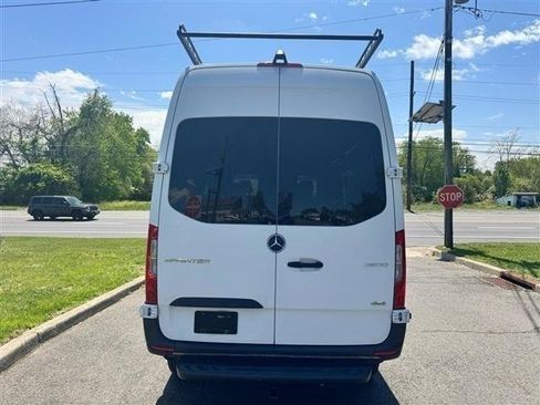 Used 2020 Mercedes-Benz Sprinter 2500 image 6