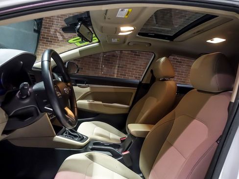 Used 2020 Hyundai Elantra Value Edition w/ Cargo Package (C1) image 14