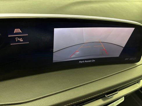 Used 2024 Cadillac XT4 Premium Luxury image 29