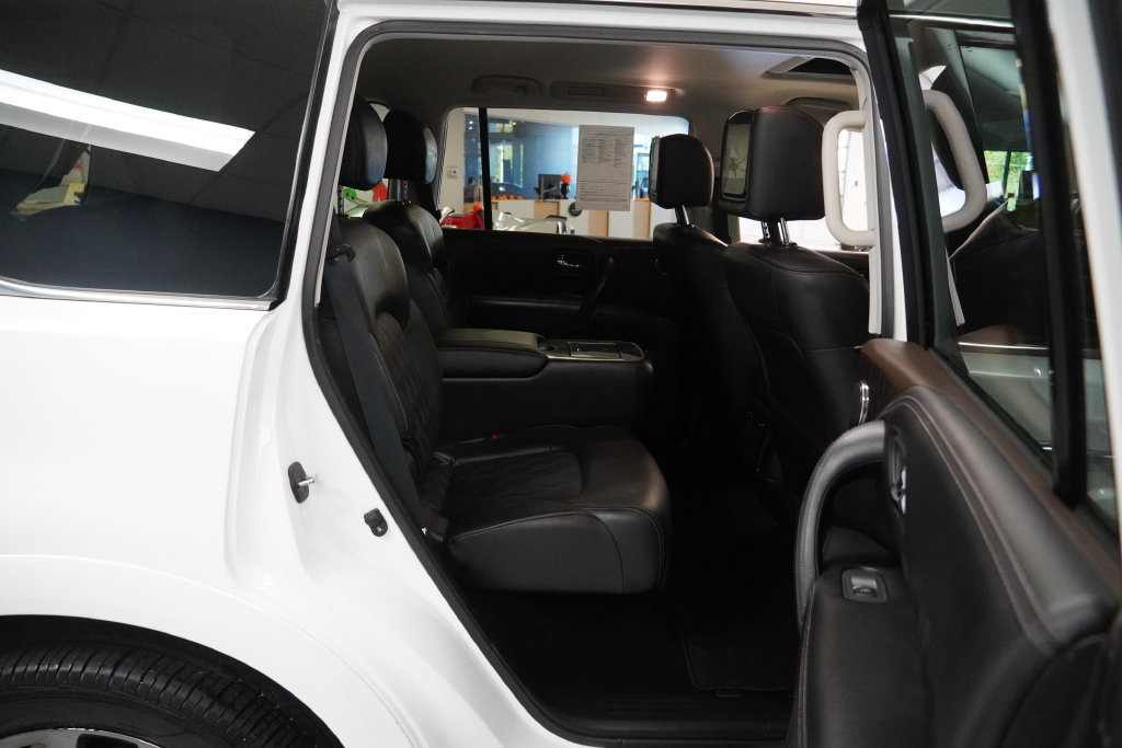 Used 2023 Nissan Armada Platinum w/ Captain's Chairs Package AWD/4WD image 28