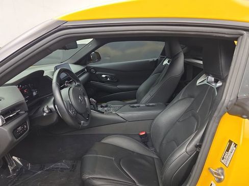 Used 2022 Toyota Supra Premium w/ Driver Assist Package image 22