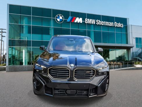 Certified 2023 BMW XM AWD/4WD image 2