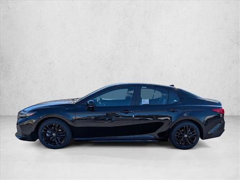 New 2026 Toyota Camry SE image 5