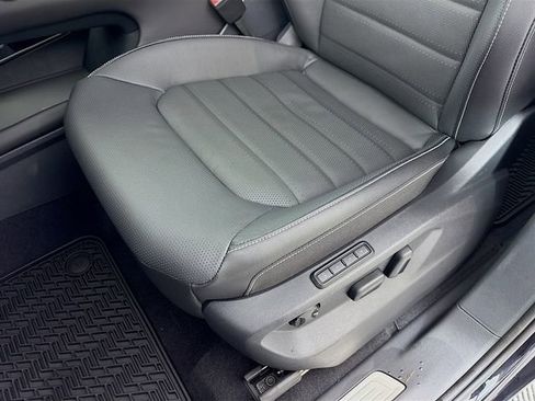 New 2026 Volkswagen Atlas SEL image 18