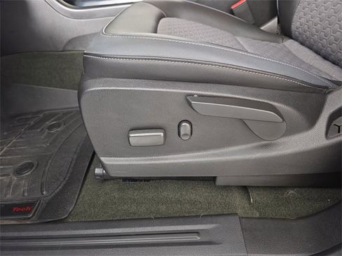 Used 2018 Chevrolet Colorado Z71 image 21