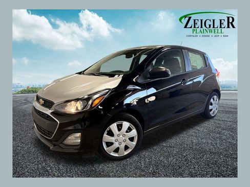Used 2019 Chevrolet Spark LS FWD image 1