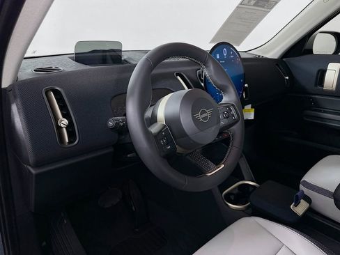 Certified 2025 MINI Cooper Countryman S image 9