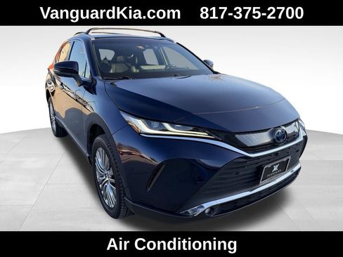 Used 2022 Toyota Venza Limited image 5