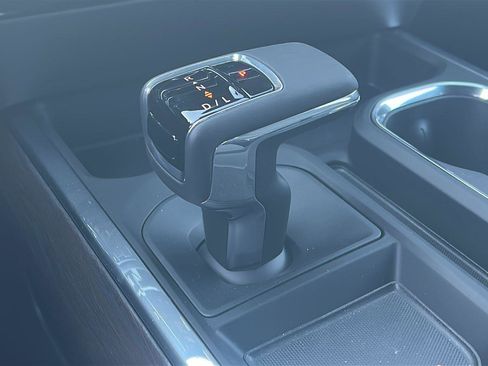 New 2026 GMC Sierra 1500 SLT w/ SLT Premium Plus Package image 28