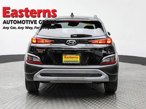 Used 2023 Hyundai Kona SEL image 6