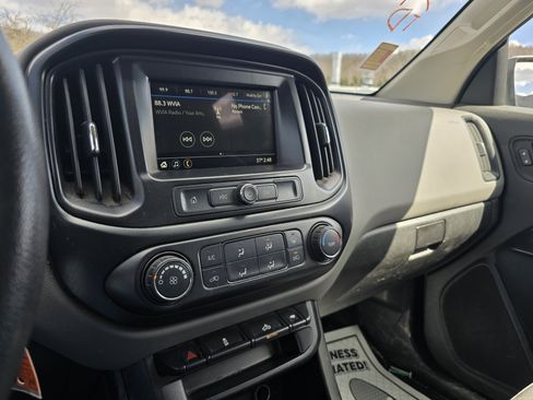 Used 2019 Chevrolet Colorado W/T w/ WT Convenience Package image 19