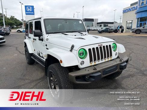 Used 2016 Jeep Wrangler Unlimited Sahara AWD/4WD image 1