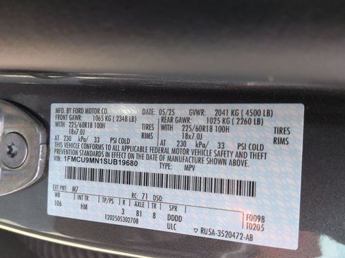 Used 2025 Ford Escape ST-Line AWD/4WD image 35