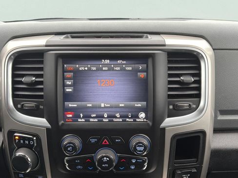 Used 2019 RAM 1500 Big Horn image 14