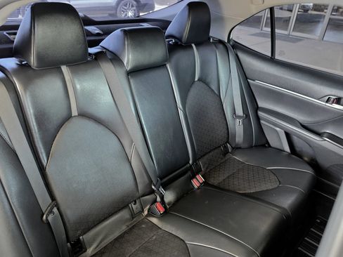 Used 2021 Toyota Camry XSE w/ Carpet Mat Package (TMS) image 19