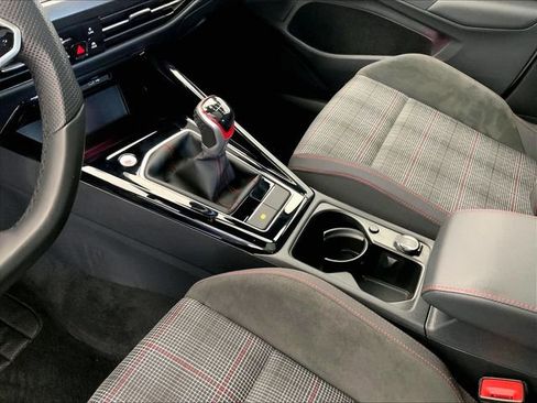 Used 2023 Volkswagen GTI Autobahn image 17