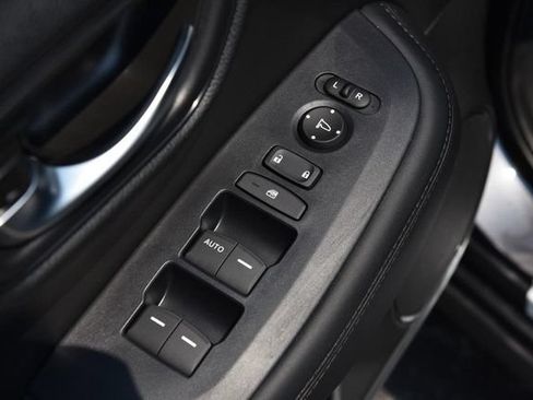 New 2027 Honda HR-V LX image 8