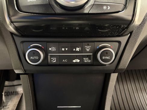 Used 2019 Acura ILX Premium Package image 21