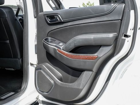 Used 2017 GMC Yukon SLT w/ Open Road Package image 41