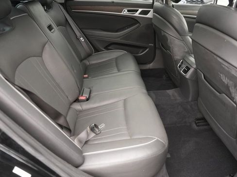 Used 2015 Hyundai Genesis 3.8 w/ Option Group 04 image 16