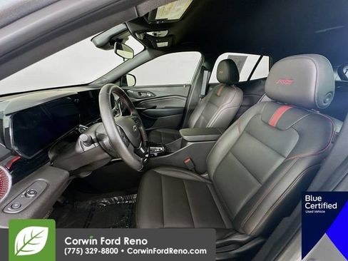 Used 2025 Chevrolet Trax RS w/ Driver Confidence Package FWD image 24