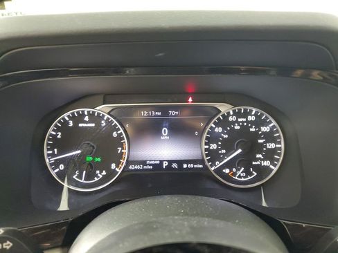 Used 2022 Nissan Pathfinder SV FWD image 25