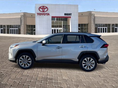 Certified 2025 Toyota RAV4 XLE Premium image 3