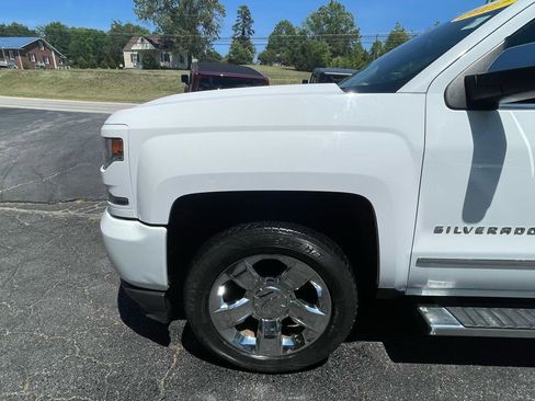 Used 2017 Chevrolet Silverado 1500 LTZ Z71 w/ LTZ Plus Package AWD/4WD image 2