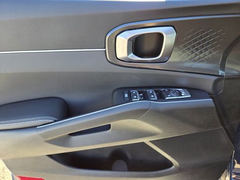 New 2026 Kia Sorento S image 11