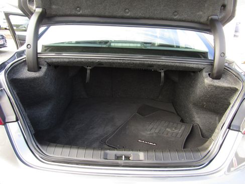 Used 2017 Nissan Maxima Platinum image 19