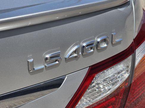 Used 2010 Lexus LS 460 L RWD image 47