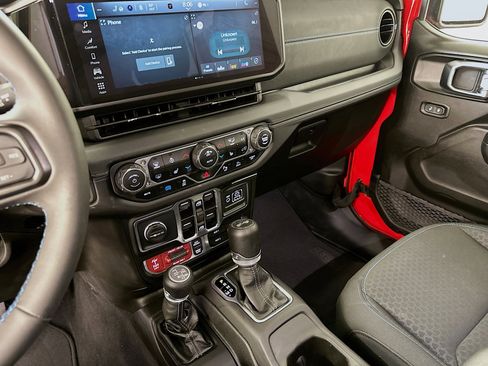 Used 2025 Jeep Wrangler Unlimited Rubicon 4xe w/ Safety Group image 25