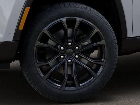 New 2026 Jeep Grand Wagoneer Summit image 8