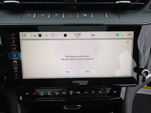 New 2026 Jeep Grand Cherokee Altitude image 22