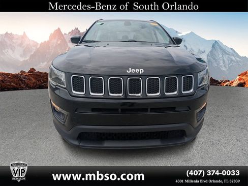 Used 2019 Jeep Compass Latitude w/ Cold Weather Group AWD/4WD image 18