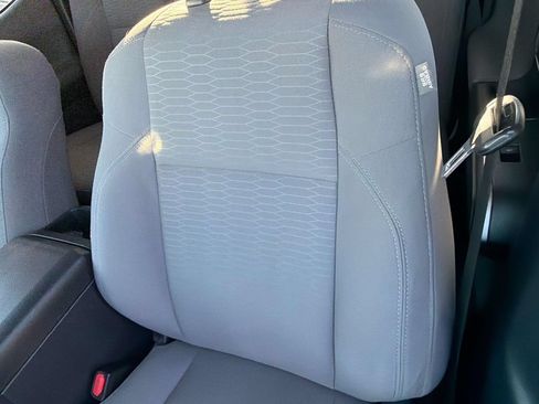 Used 2019 Toyota Tacoma SR5 AWD/4WD image 28