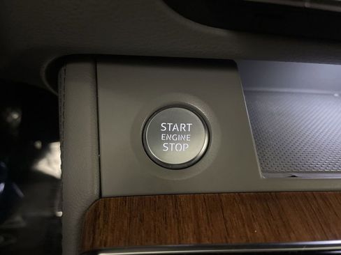 Used 2023 Audi Q5 2.0T Prestige w/ Prestige Package image 11