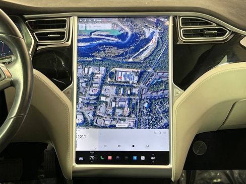 Used 2016 Tesla Model S P90D image 24