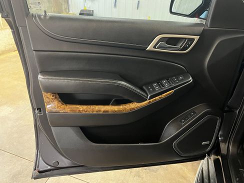 Used 2015 GMC Yukon Denali w/ Touring Package image 10