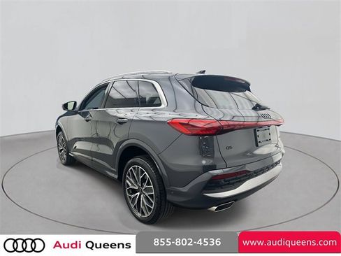 New 2025 Audi Q5 2.0T Premium Plus w/ Premium Plus image 2