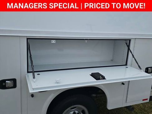 New 2025 Chevrolet Express 3500 w/ Power Convenience Package image 30