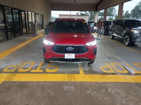Used 2025 Ford Escape ST-Line AWD/4WD image 5