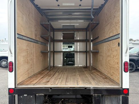 Used 2025 Ford E-350 and Econoline 350 Super Duty w/ Power Equipment Group image 10