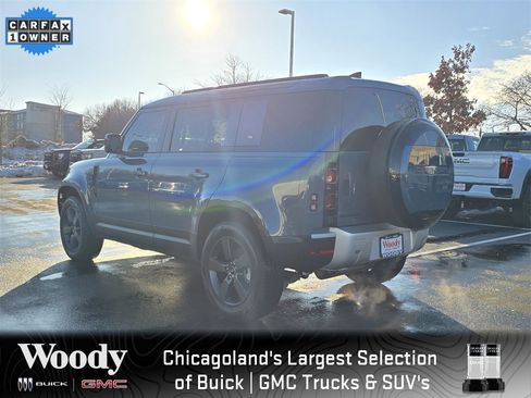 Used 2024 Land Rover Defender 110 S image 6